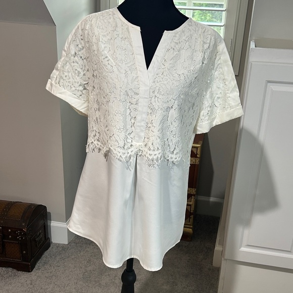 Tops - Elegant White Lace Women's Top